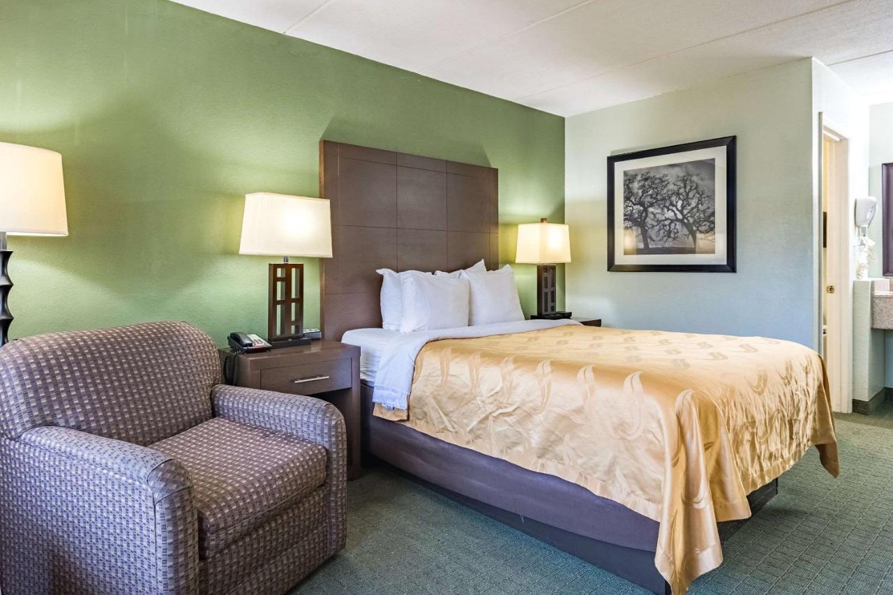 Quality Inn Columbus Near Fort Benning Exterior photo